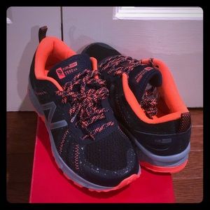 NIB New Balance sneakers